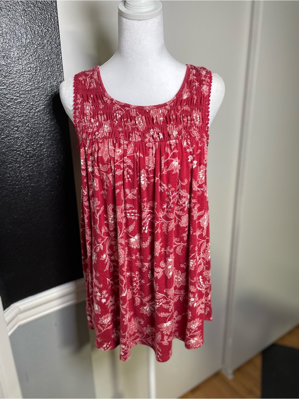 Knox Rose Red Floral Smocked Tank Top